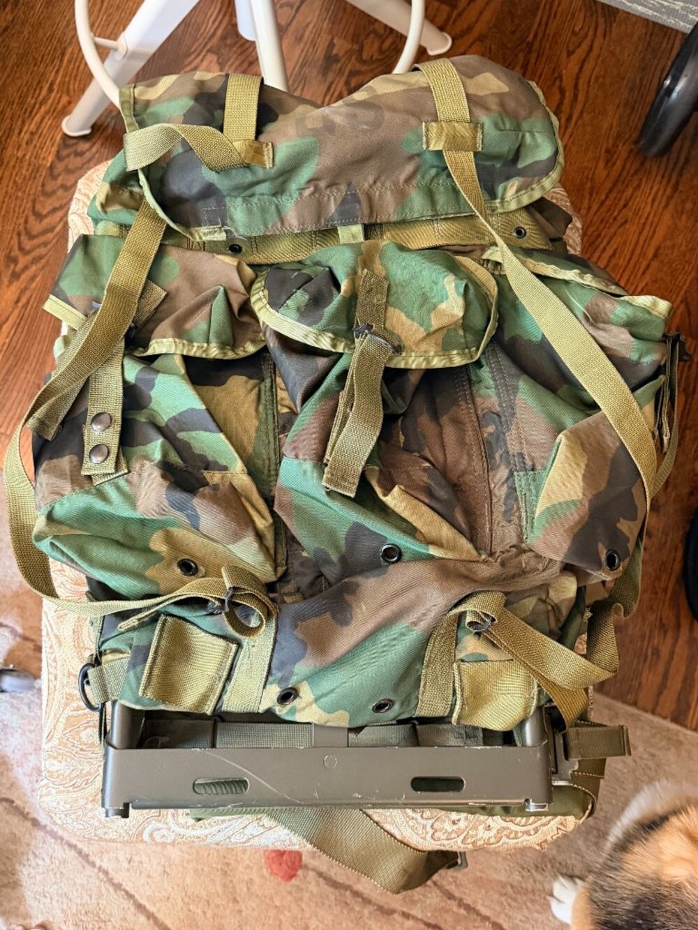 Vintage US Military Issued Complete Medium LC-2 ALICE Pack - Woodland Camo